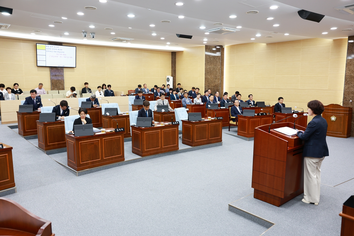 제274회 화순군의회 제1차 정례회 [제2차 본회의] 사진4